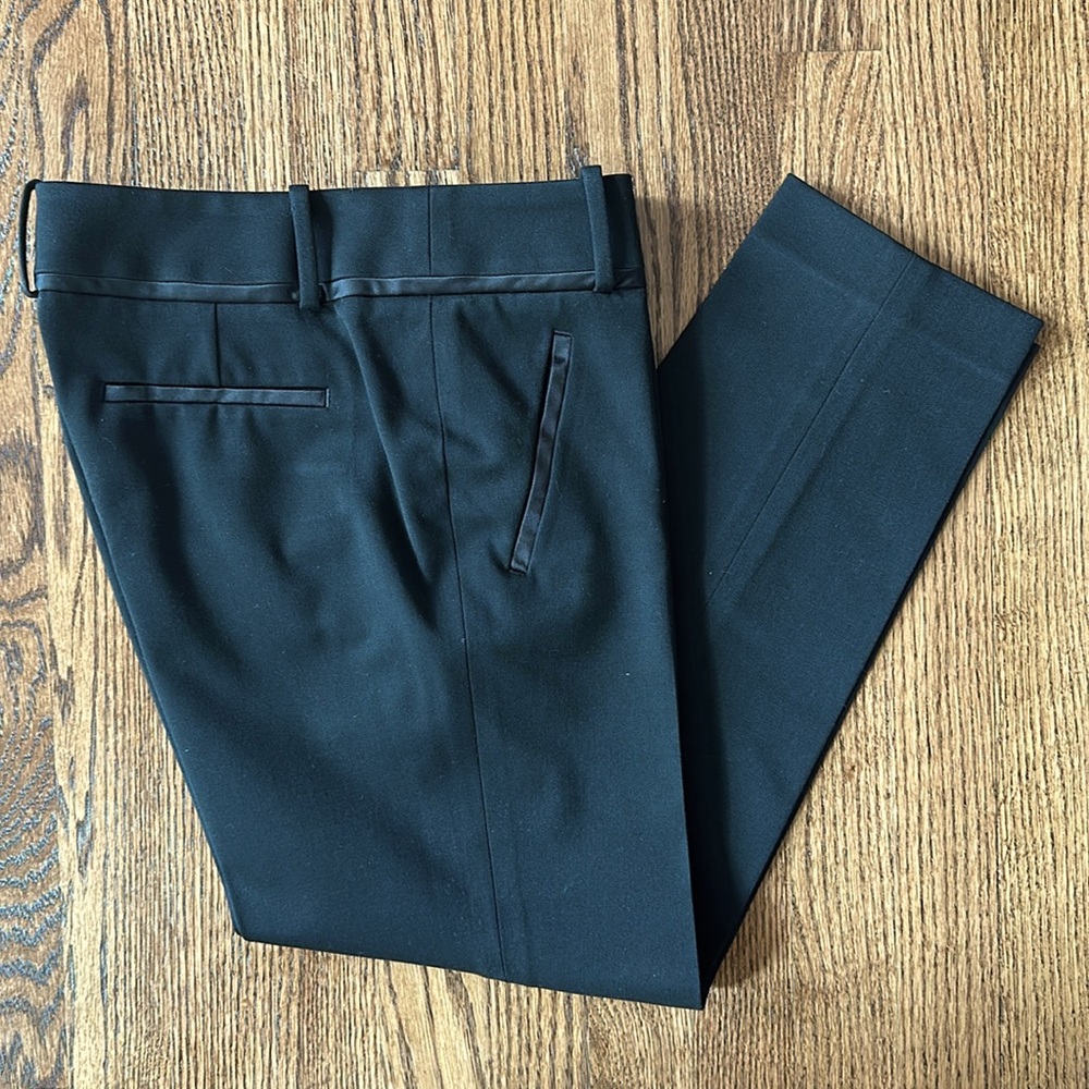 Black cropped slim leg trousers sz 4